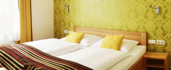 Hotel Mocca Wien - Zimmer mit Doppelbett